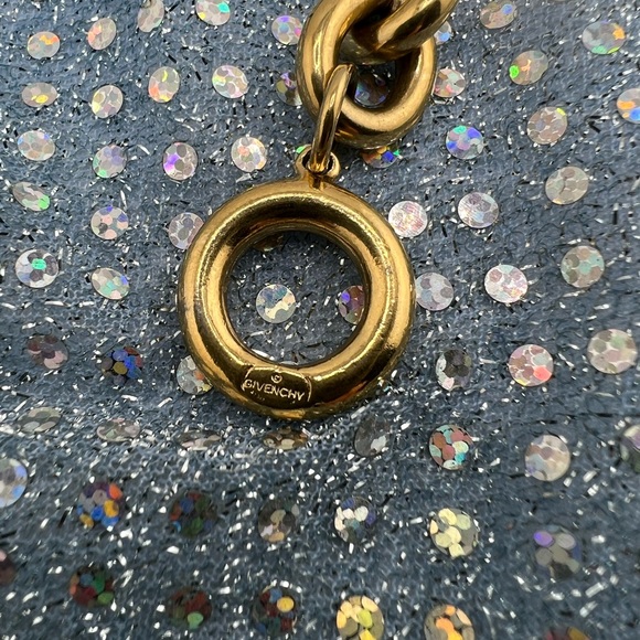 Vintage Givenchy Signed Gold Metal Chain and Ball Pendant Necklace. - Picture 4 of 4